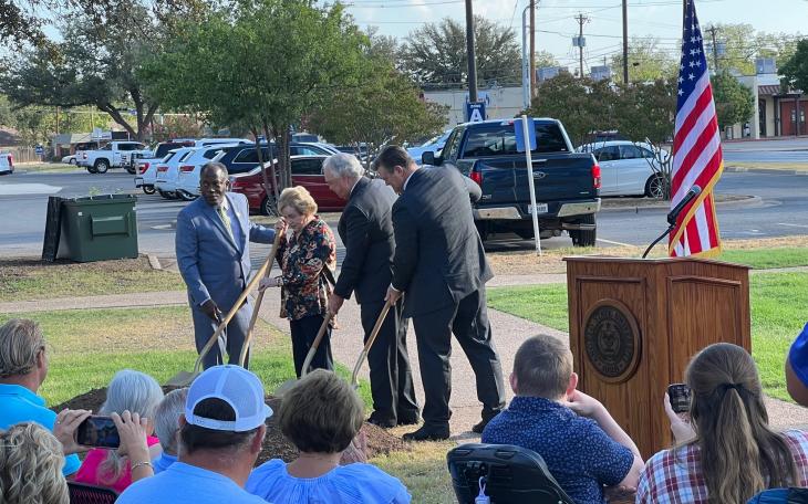 Mona Housley Breaks Ground for Housley Bell Tower at ASU (LIVE! Photo/Yantis Green)