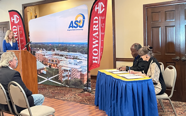 Signing Agreement for Texas 2 Step