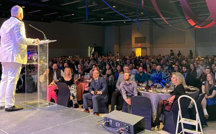 Incoming Chamber Board Chairman Randy Brooks speaks to a packed San Angelo Chamber banquet on Feb. 9, 2023.