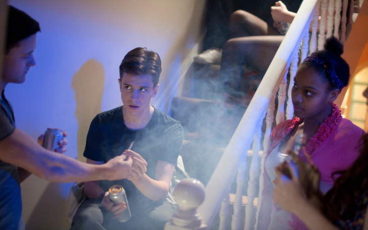 Minors Smoking &amp; Drinking (Courtesy/Scary Mommy)