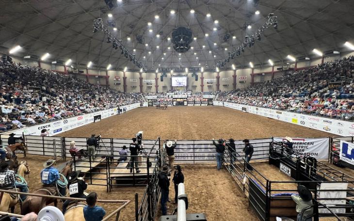 Wide shot of the 2023 San Angelo Rodeo in the San Angelo Coliseum in 2023.