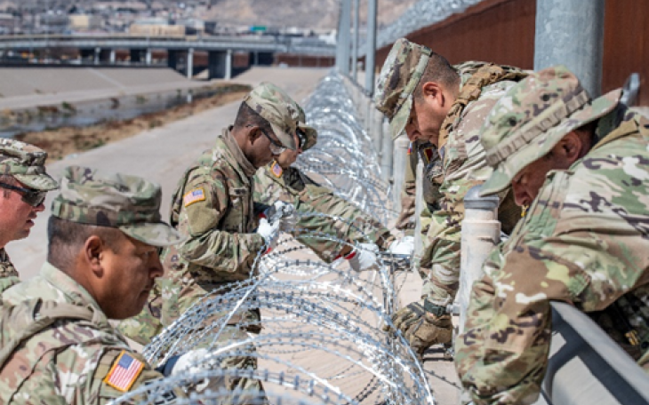 Texas National Guard Installing Razor Wire in El Paso 3.2.23 (Courtesy/gov.texas.gov)