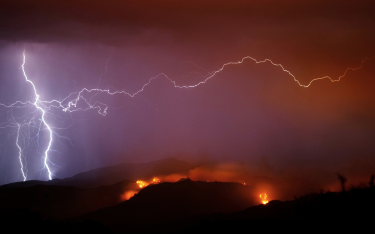 Lightning and wildfire (Courtesy/Science-Nic Leister)