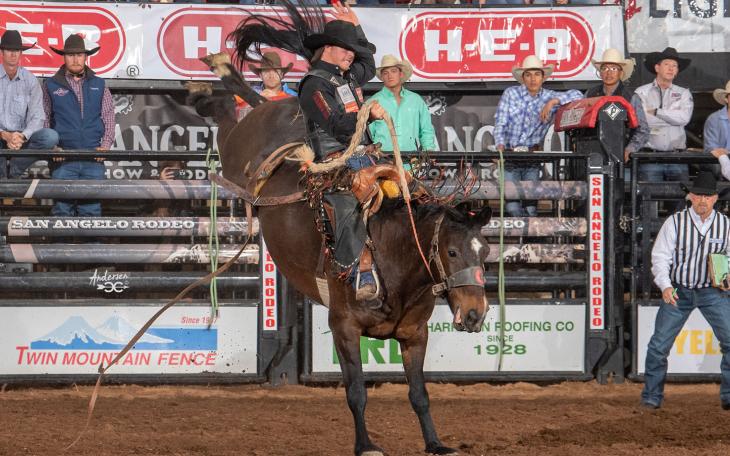 Wyatt Casper on his 86-point ride in bronc riding at the 5th performance of the 2023 San Angelo Rodeo