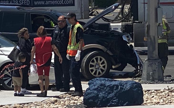 Crash 23rd and Bryant (LIVE! Photo/James Bouligny)