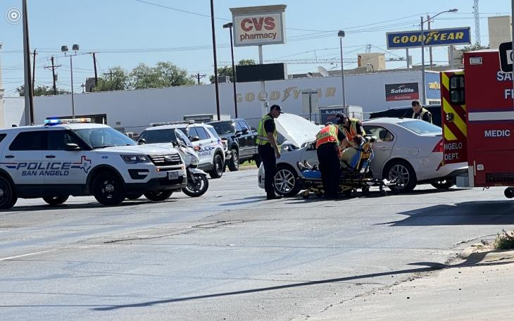 Driver Hospitalized in F350 crash (LIVE! Photo/Matt Trammell)