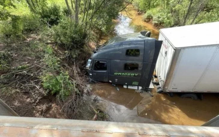 Semi in Elm Creek in Abilene