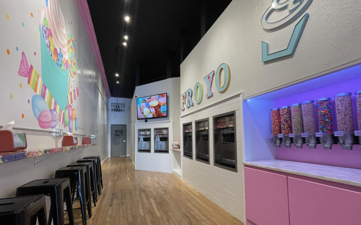 FroYo &amp; Sweets Downtown
