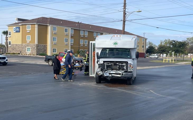 Crash 14th at MLK (LIVE! Photo Matt Cutrer)