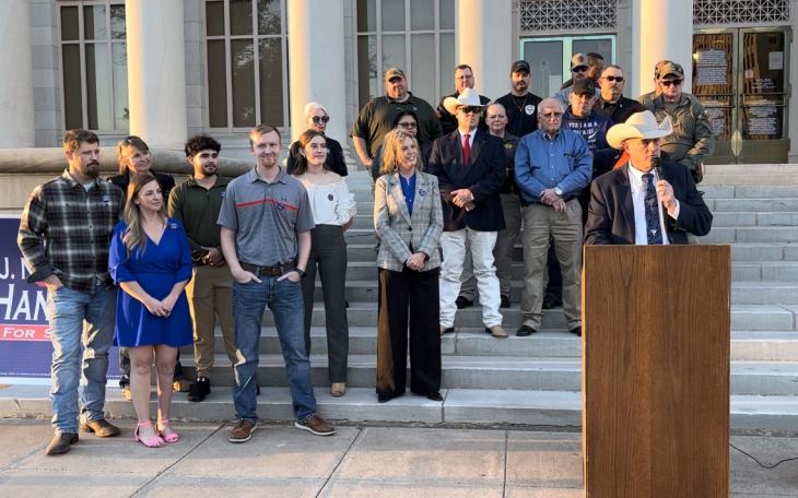 Tom Green Co. Sheriff Hanna Runs Again (LIVE! Photo Yantis Green)