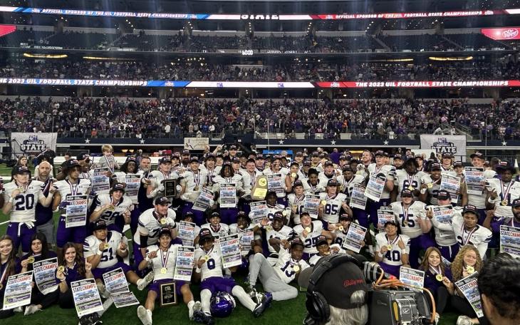 4A Division I Champions: Anna Coyotes