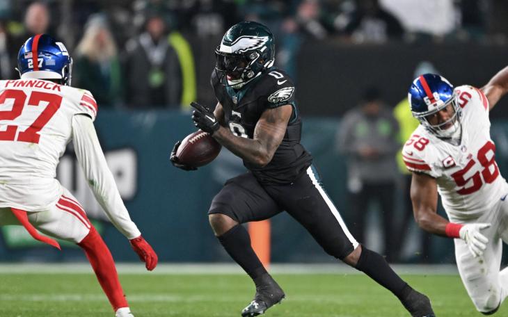 Philadelphia Eagles D'Andre Swift against the New York Giants