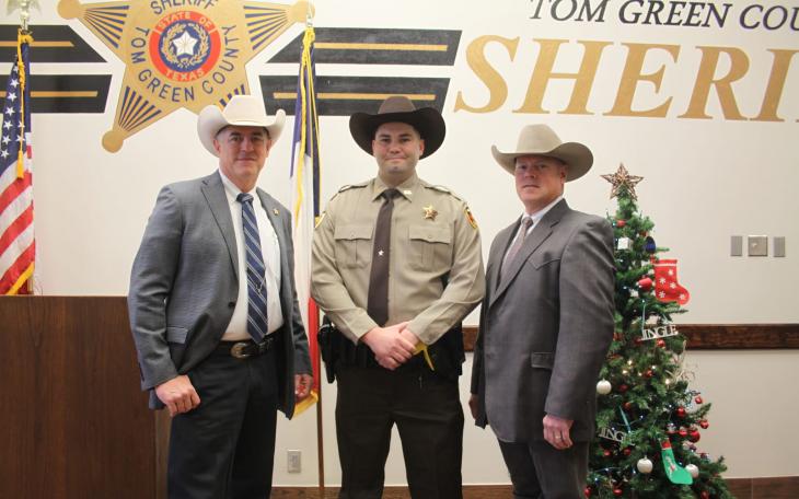 Taylon Adcox Sworn in as TGC Deputy (Courtesy TGCSO)