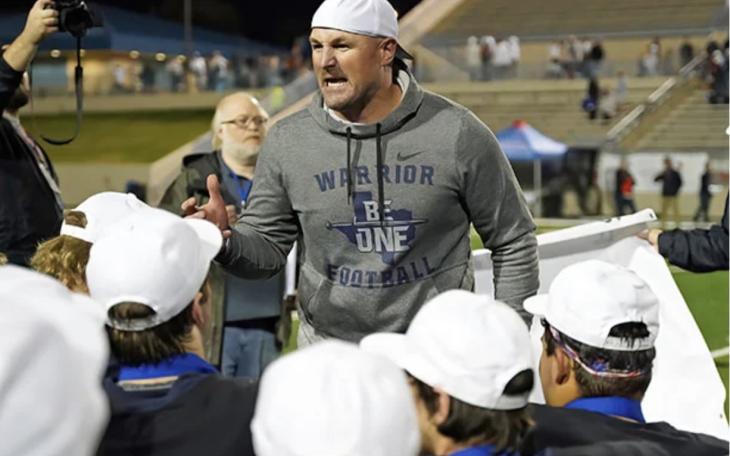 Coach Witten Speaks to His Team