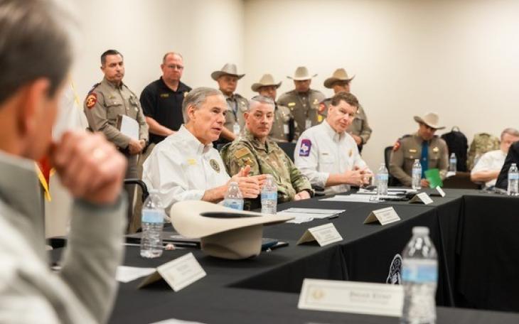 Gov. Abbott in Eagle Pass Sunday (Courtesy gov.texas.gov)