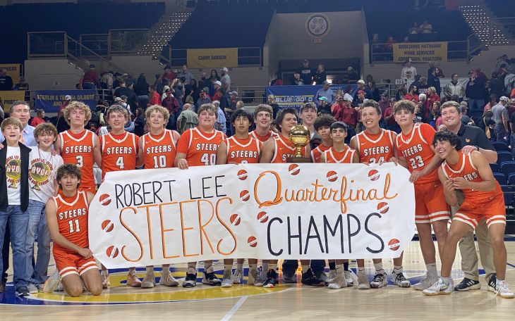 Robert Lee Steers beat Garden City in Round 3