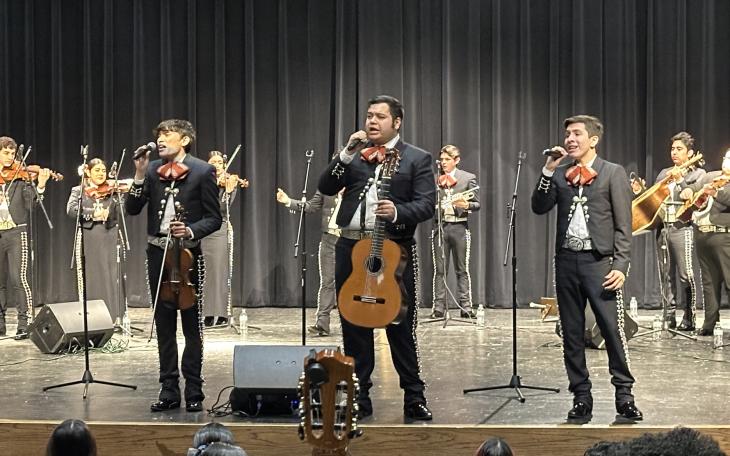 The University of Texas Mariachi performs for Lake View and Lincoln students.