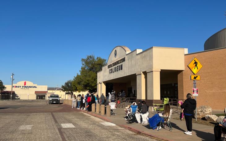Rodeo Tickets on Sale 2024 LIVE! photo Lucas Banda