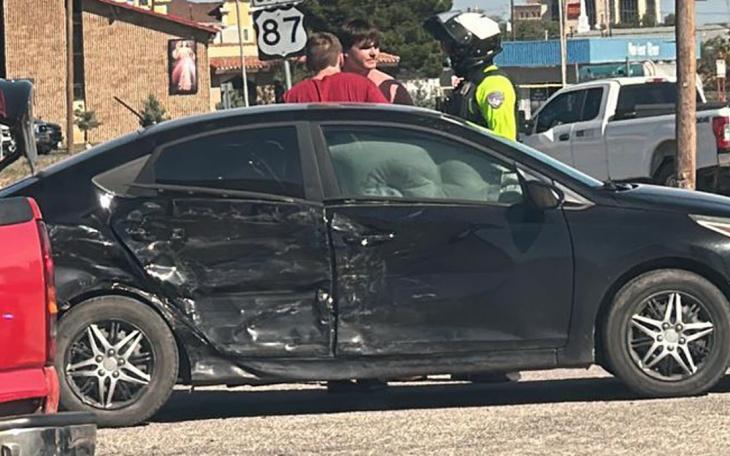 A Versa strikes again on Bryant!