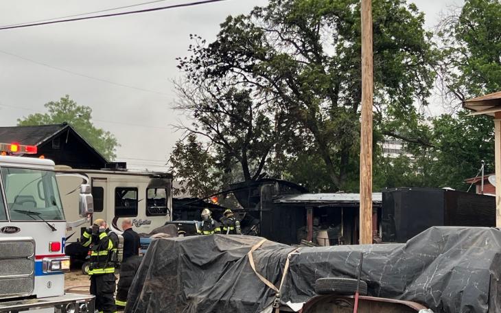 Porter St. Fire 5.1.24 (LIVE! PHOTO Yantis Green)