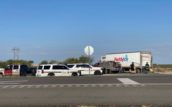 Semi Truck Hauling Ice Catches Fire, Ignites Grass Fires on Houston Harte Expressway