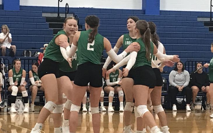 In a match that was competitive from start to finish, Wall survived for a 25-21, 24-26, 25-21 win over Sonora on Friday at the Nita Vannoy Memorial Volleyball Tournament.