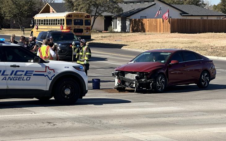 A two-vehicle crash on Southwest Boulevard on Wednesday afternoon -- in which both drivers claimed to have a green light -- slowed down traffic in the area.