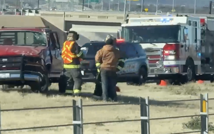 A crash on the W Houston Harte Expy had traffic down to one lane this morning.