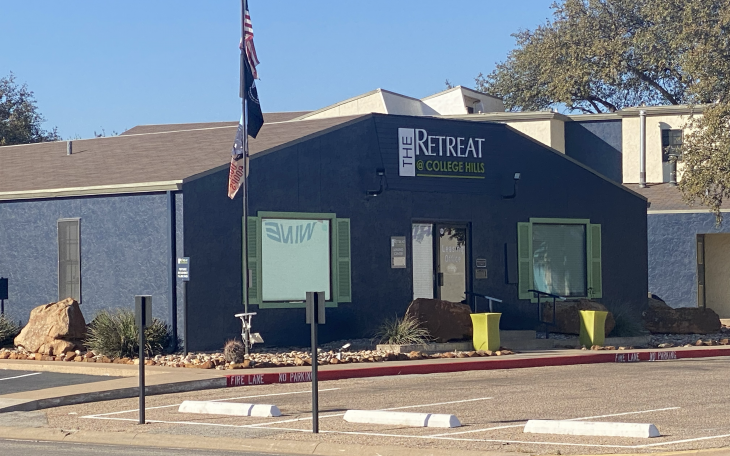 Today on LIVE!, tenants are threatening lawsuits over mold in an apartment complex, US 67 at Barnhart was shut down yesterday, and local girl's basketball teams start the playoffs tonight! Also, Chasity Oaks with the Chicken Farm Art Center is in studio and Tessa Koskovich speaks with Dale Wilde at the San Angelo Stock Show!