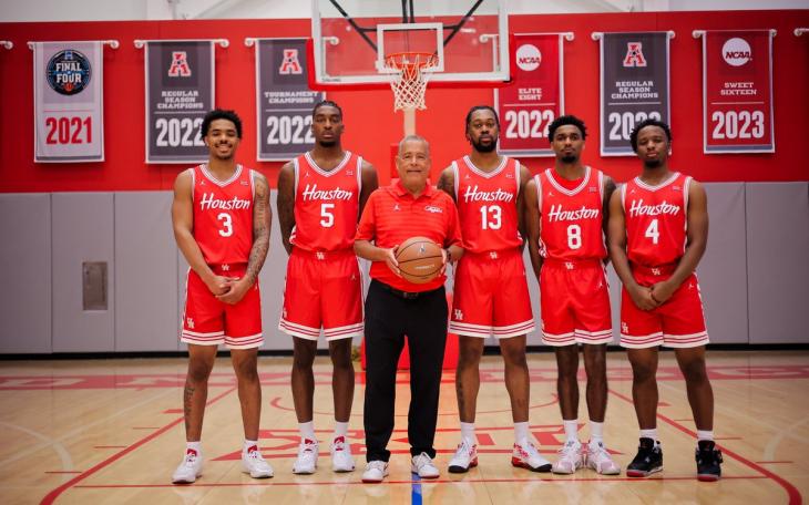 Led by the University of Houston, which is up one spot to No. 3, Texas still has three men’s basketball teams ranked in the Top 25