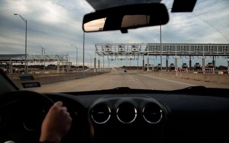 The Texas House passed a bill allowing a woman who is “pregnant or is a parent or legal guardian” to drive in high occupancy vehicle lanes, regardless of the number of people in the car.