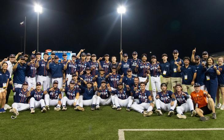 The UTSA baseball team defeated the University of Texas 7-4 on Sunday to win its first-ever regional tournament.