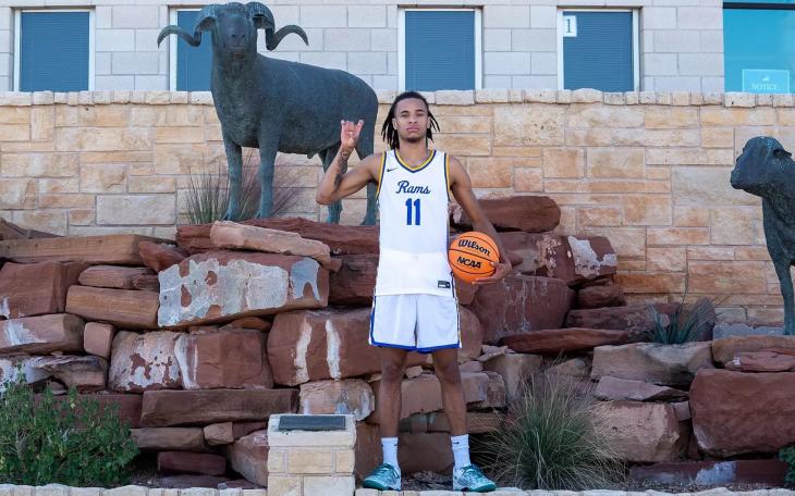 The Angelo State men's basketball team has signed Davon Scott, a top 10 prospect out of Oklahoma, head coach Vinay Patel announced Wednesday.
