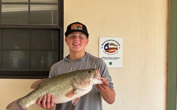San Angelo teenager Avory Hartsfield reeled in a largemouth bass last week that broke the junior angler waterbody record at Twin Buttes
