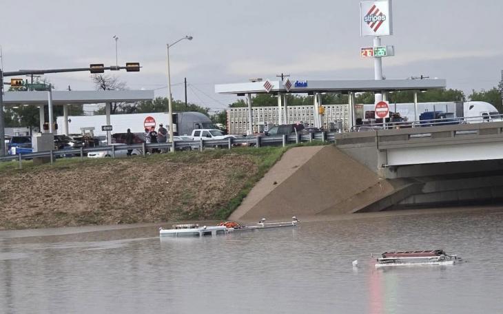 The submerged firetruck on the Houston Harte Expy as seen in multiple social media posts on July 4, 2025. The firetruck did not belong to the SAFD.