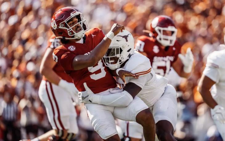 Texas Linebacker Anthony Hill Jr.