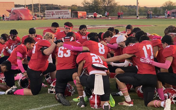Ozona Lions at Sonora Broncos on Oct. 17, 2025