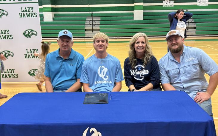 Wall Hawks Kellan Oliver