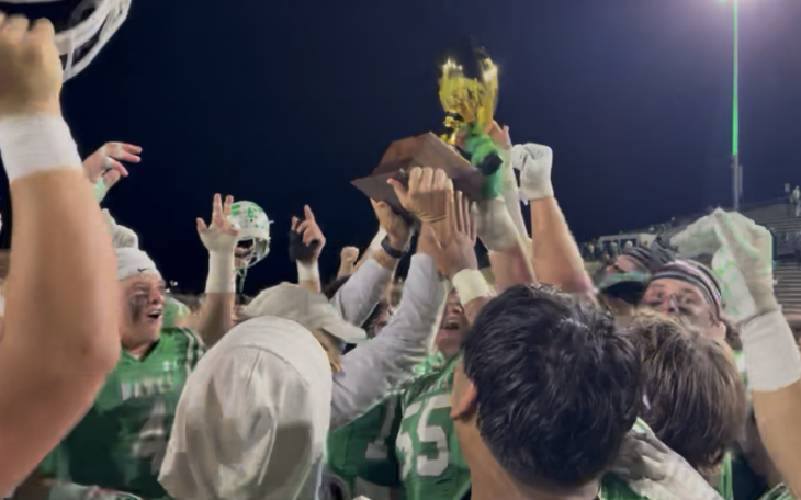 Wall Hawks beat Idalou Wildcats in San Angelo Stadium