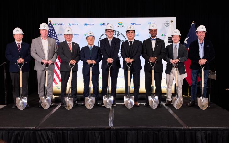 Project Lucy groundbreaking: From Left to Right, Komipo America President, Byung euk Koh; Primoris Renewable Energy SVP, Brad Hise; The Head of the Consulate at the Consulate of the Republic of Korea in Dallas, KwangHeon Doh, Komipo America President, Youngjo Lee; Hyundai Engineering and Construction COO, Kyeongsoo Kim, EIP Asset Management CEO, Hee-Jun Park, High Road Energy Marketing CEO, Darrick Eugene, EIP Asset Management Managing Director, Nathan Choi, Principal Landowner, Charles Smith.