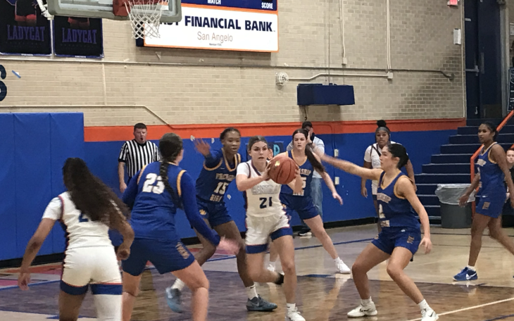 San Angelo Central's Karsyn Scott tries to pass out of Frenship's swarming defense Friday, Jan. 16, 2026.