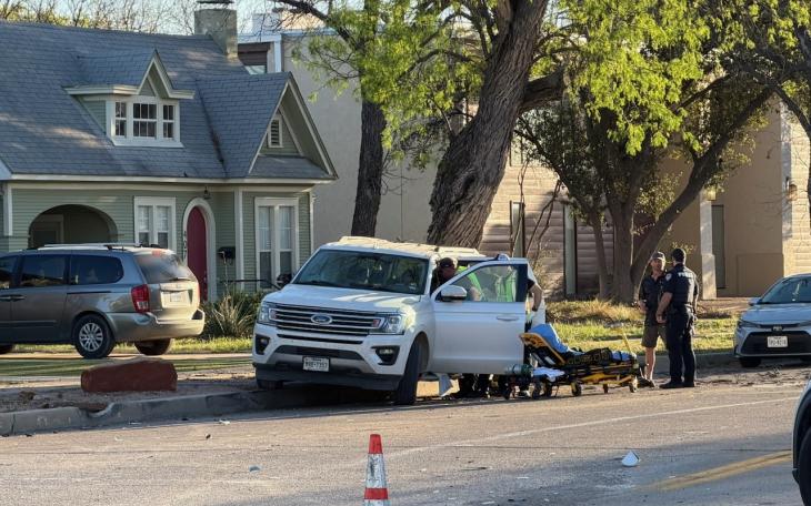 Southbound Abe Street Shutdown due to 3-car pile-up on March 21, 2026