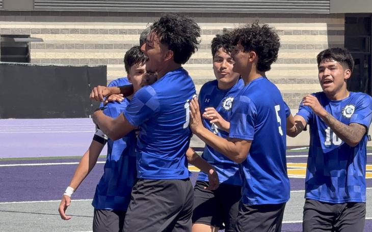 Lake View Chiefs Soccer in the playoffs 2026