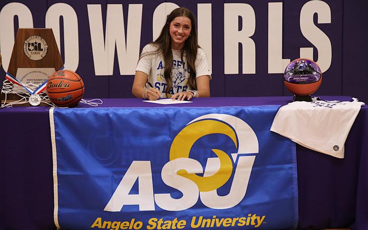 Mason High School senior Anna Marie Whitworth has signed to play basketball at Angelo State University.