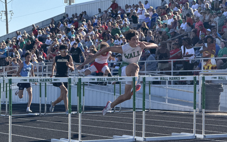 Wall Hawks' Slayton Hallmark