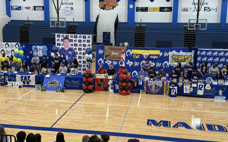 Lake View Chiefs and a Chiefette Sign with Colleges to continue their athletic careers at the next level.