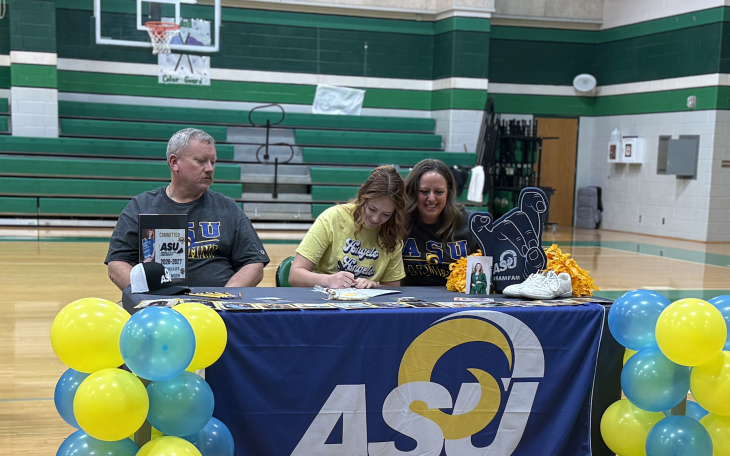 Wall's Riley Moon signs with Angelo State University for Cheer