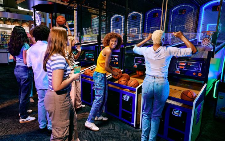 Dave &amp; Buster’s