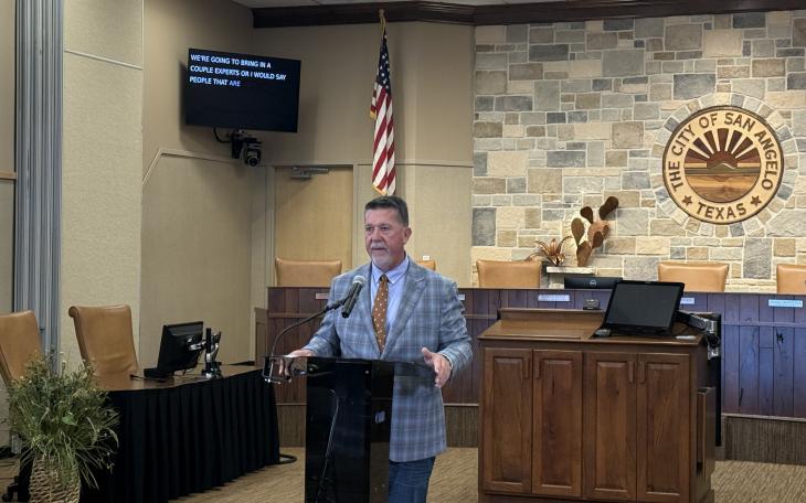 Mayor Tom Thompson
