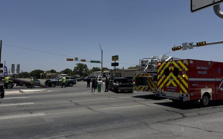 Crash at Ave L and South Bryant